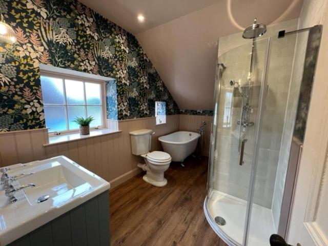 Quaint Self Contained Cottage Near Edinburgh. Loanhead Экстерьер фото