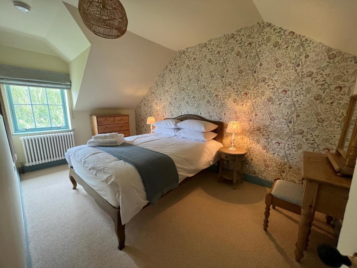 Quaint Self Contained Cottage Near Edinburgh. Loanhead Экстерьер фото